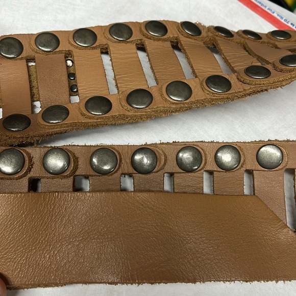 Free people we the free belt size small / Med